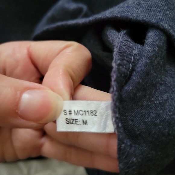 MENS | Graphic Long Sleeve - Picture 4 of 4